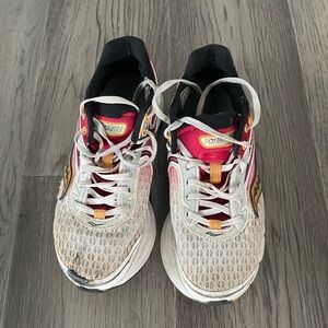 Saucony Vibrant Pink and White Sneakers